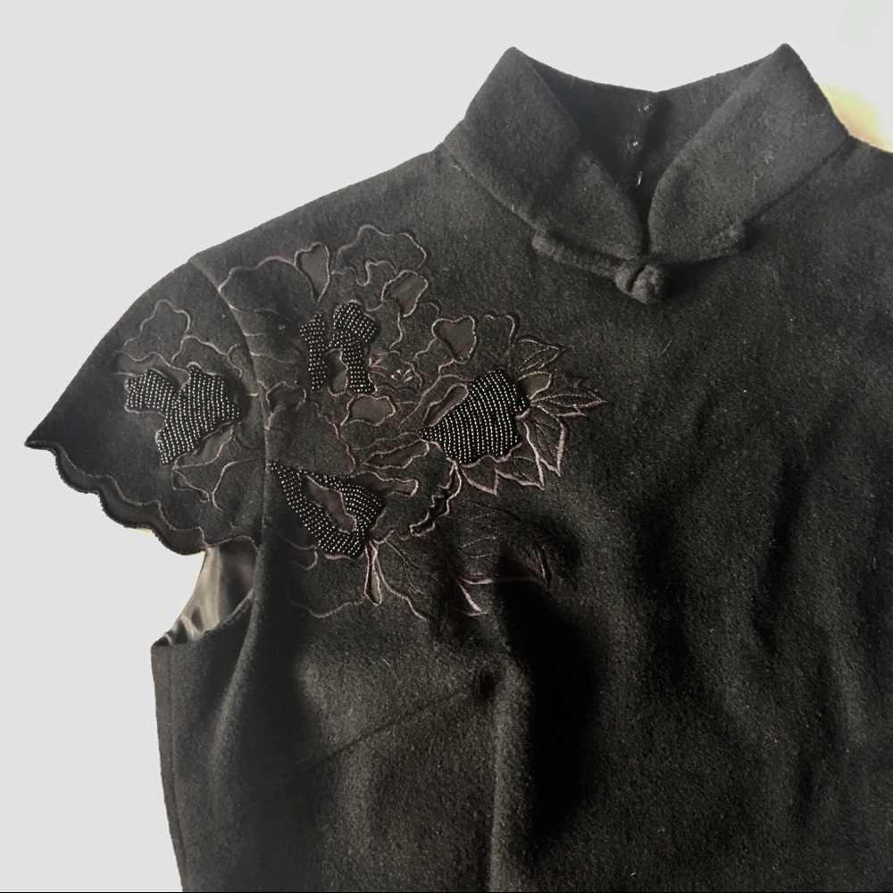 Elegant Chinese Dress - Soft Wool Blend